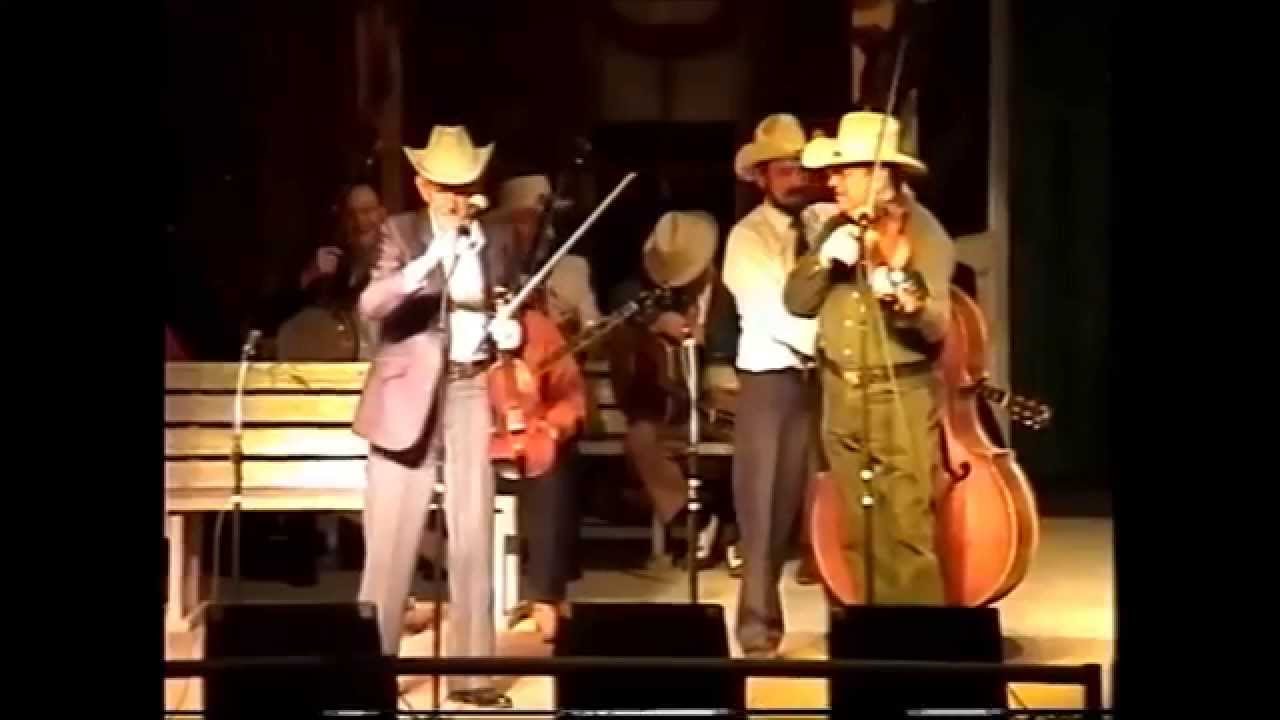 TWIN FIDDLES: Kenny Baker And Bobby Hicks