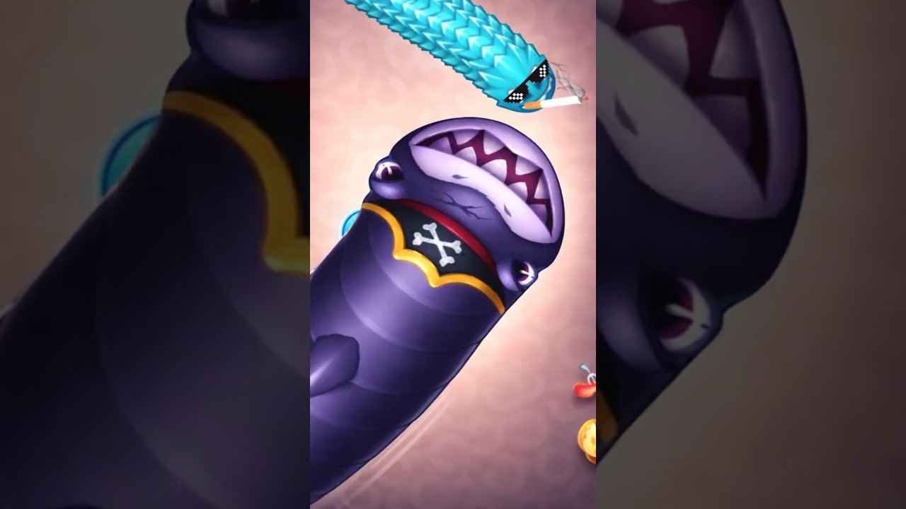 Big Worm vs Tiny Worms! 😱 Epic Eat Battle | Worms Zone.io #shorts