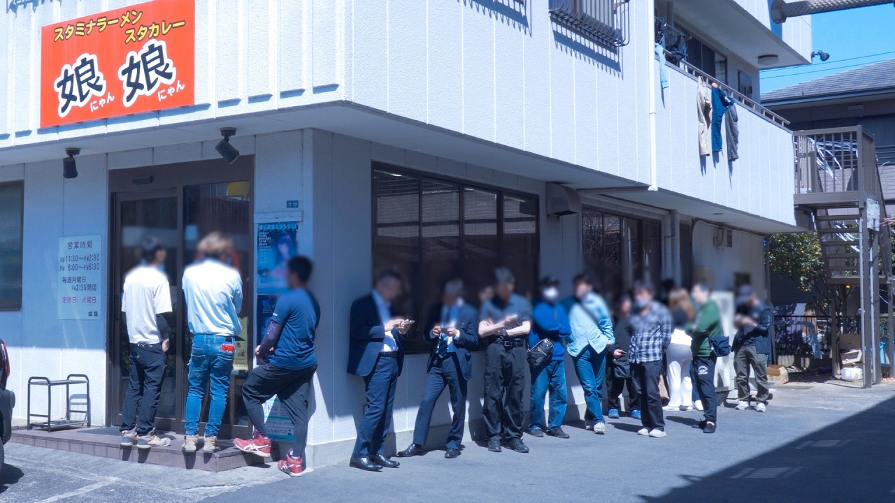 埼玉伝説の町中華！最強グルメ「スタカレー」に開店から行列が途絶えない大繁盛店に密着！