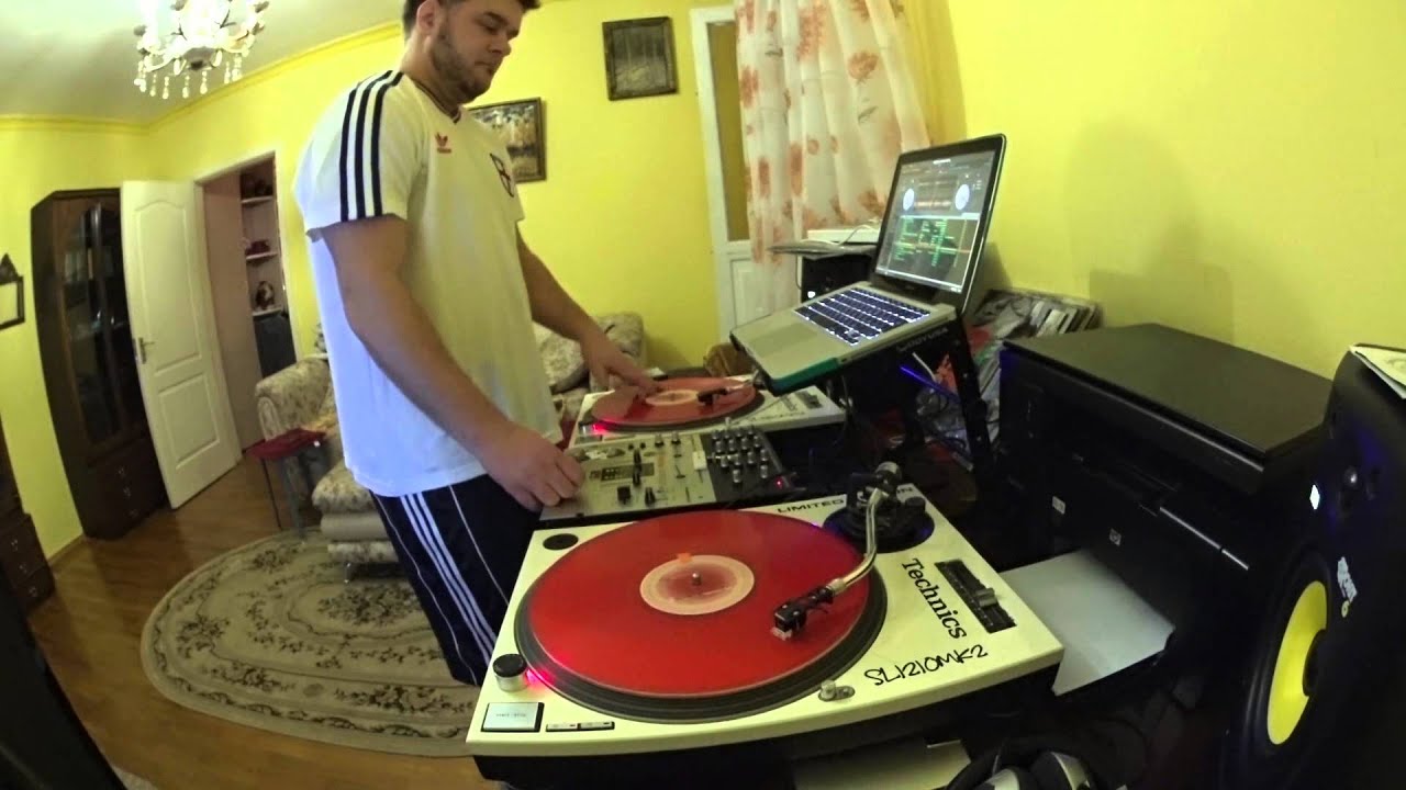 Dj I-One - Bboy breaks & Beats LIVE performance
