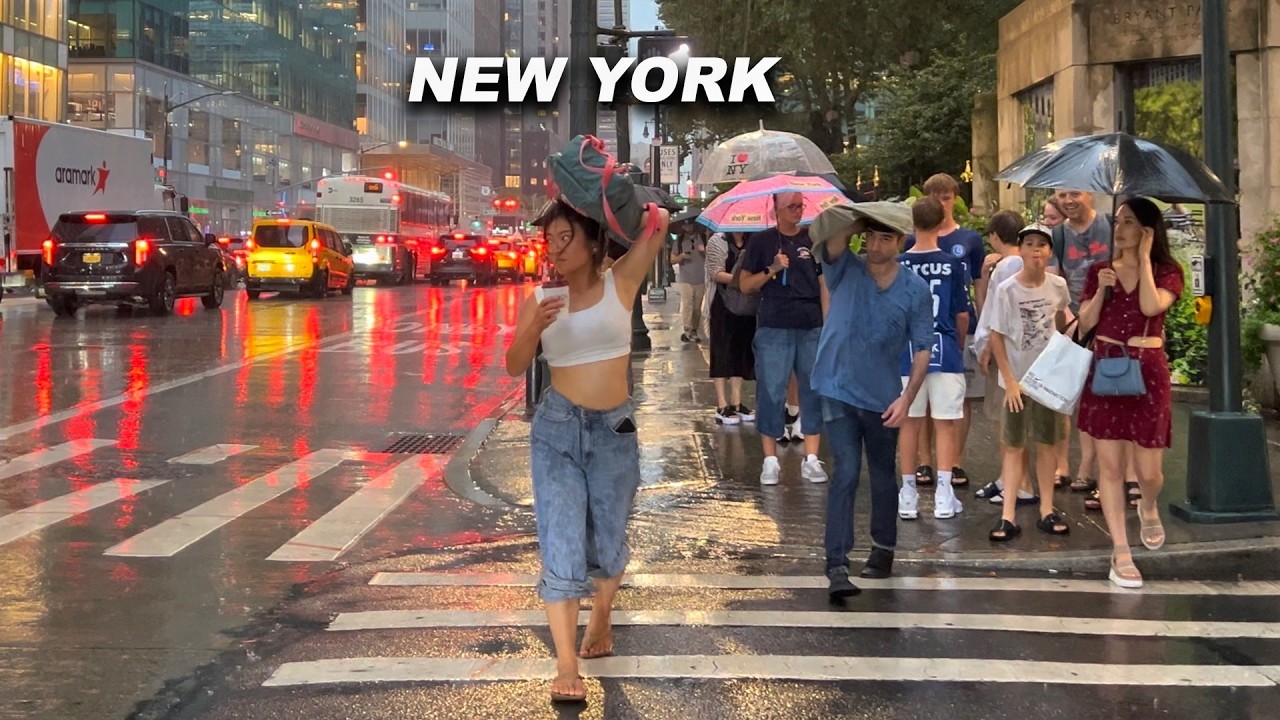 Walking in the Rain in Manhattan NYC 4K Rain Ambience - Umbrella Rain Sounds For Sleep and Study