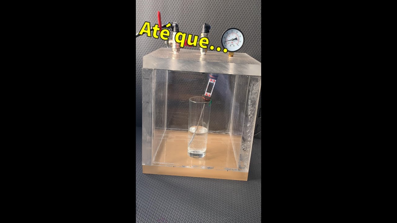Incrivel o que acontece com a agua na camara de vacuo 😱😱