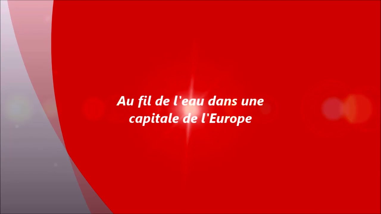 Au fil de l'eau dans une capitale de l'Europe