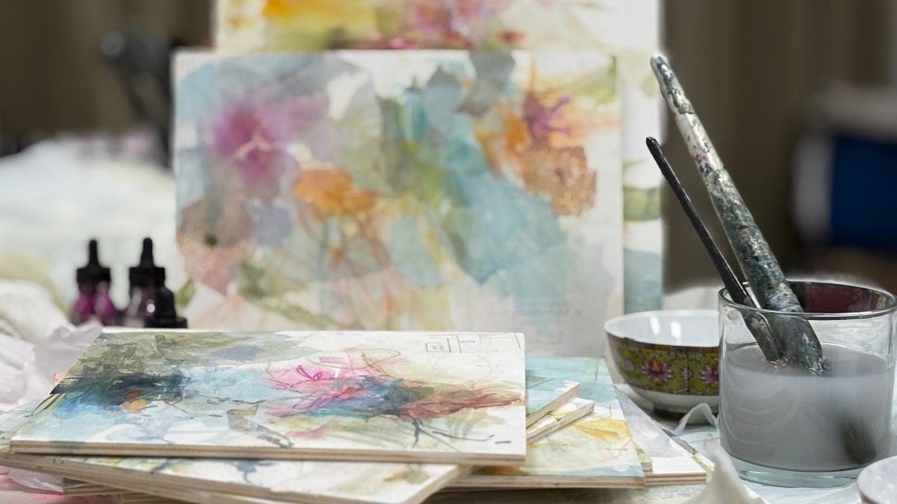 Creating Collage Papers that Make Soft and Luminous Layers