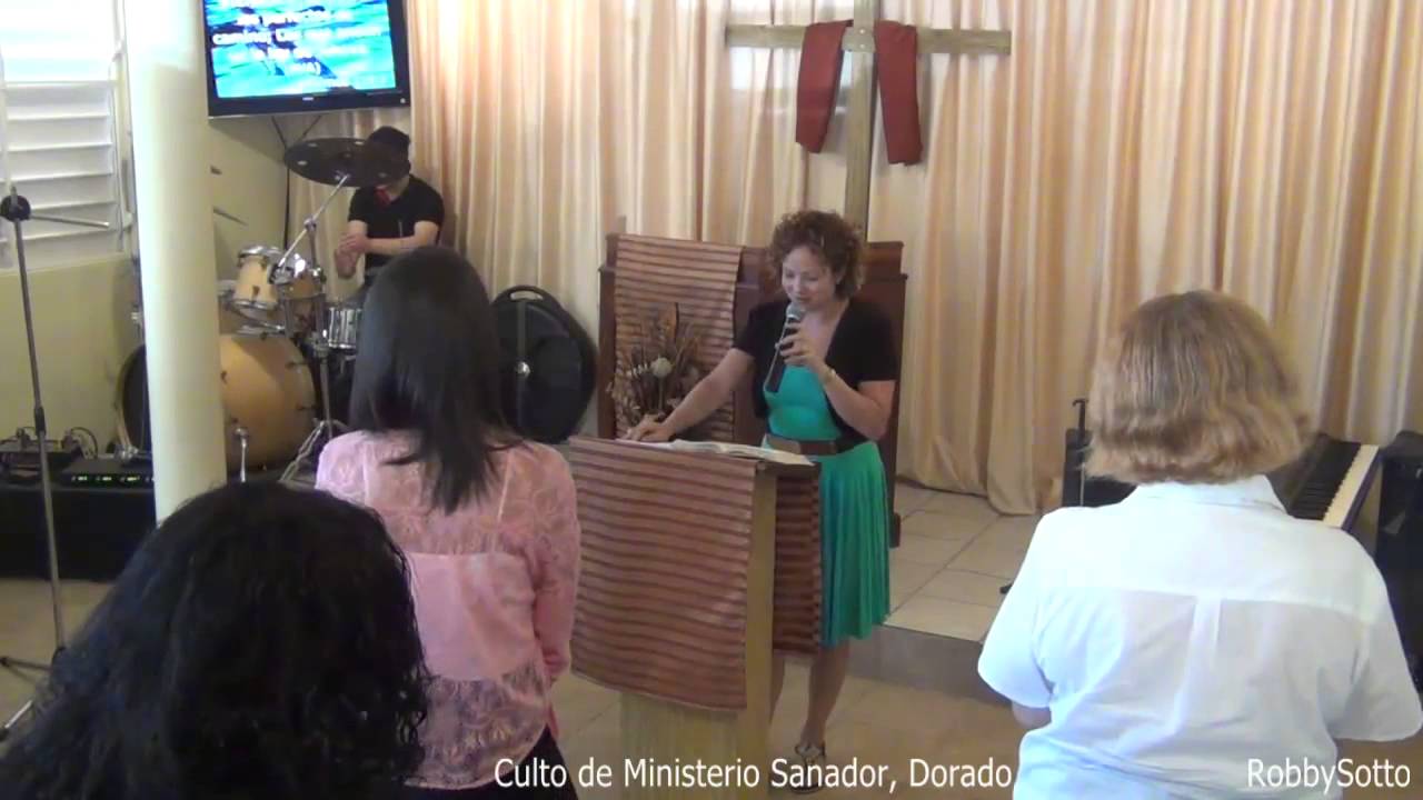 Oración Inicial y Lectura de la Palabra  -- Hna.  Mariel Isern