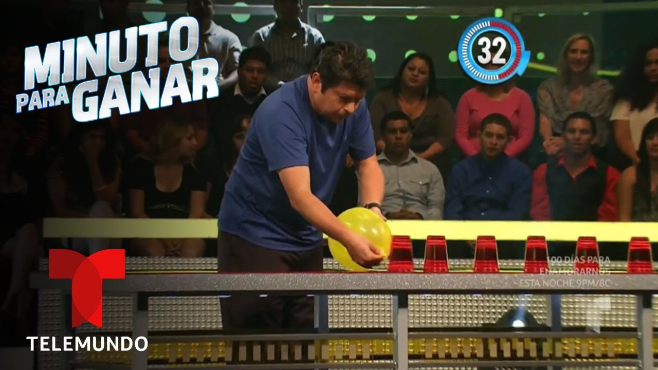 Tirar los vasos con el aire de un globo | Minuto para Ganar | Telemundo