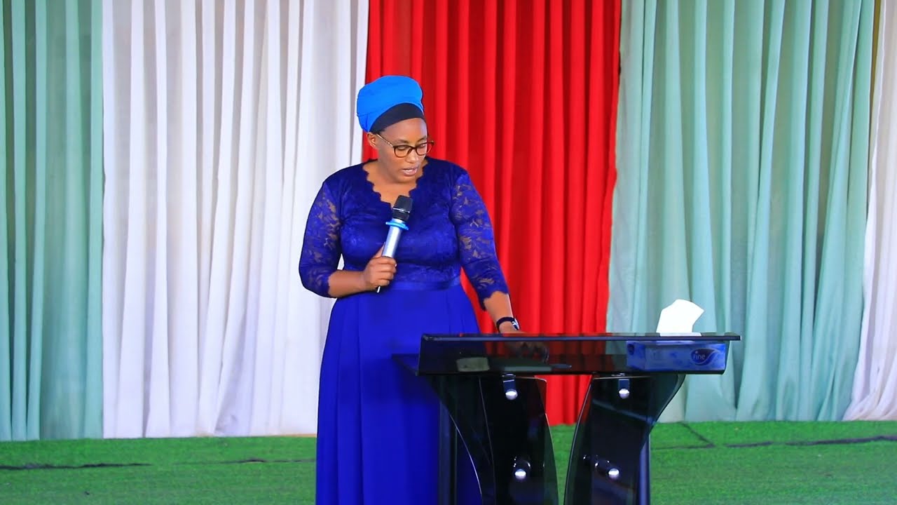 AMASENGESHO YO KUWA KANE: RAFIKI AVUZE IMANA NEZA 🥰🥰 IMANA IKWIYEREKE BUNDI BUSHYA / ADEPR SEGEEM