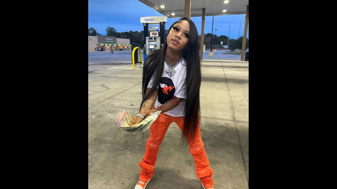 !FREE VonOff1700 Sample Type Beat - She In Love With A Dumper