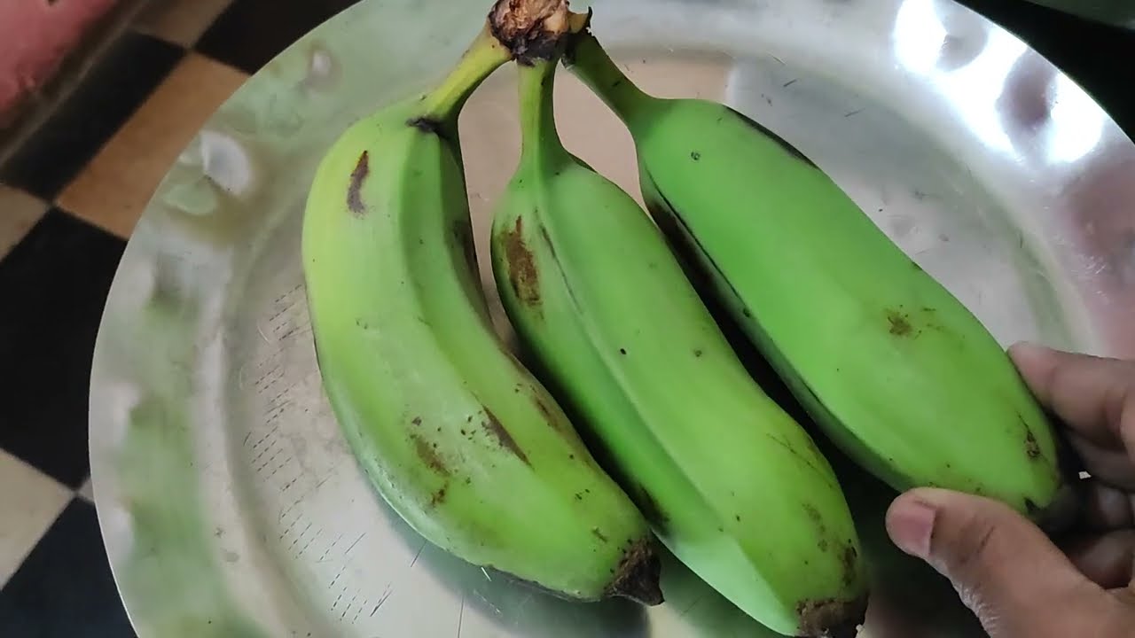 Kaccha Kela Air Friend Pakoda (Hindi)