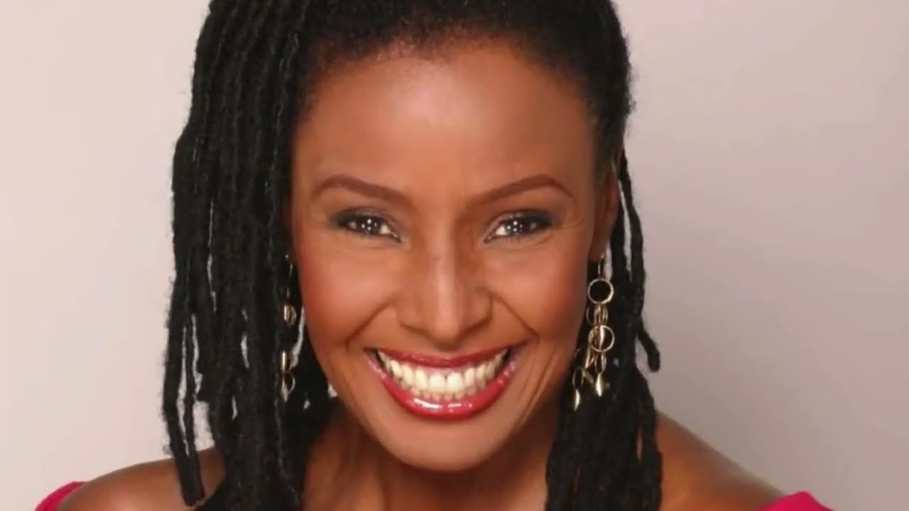 The Tragic End of the “Black” Martha Stewart, B Smith the Nation's First Black Lifestyle Expert