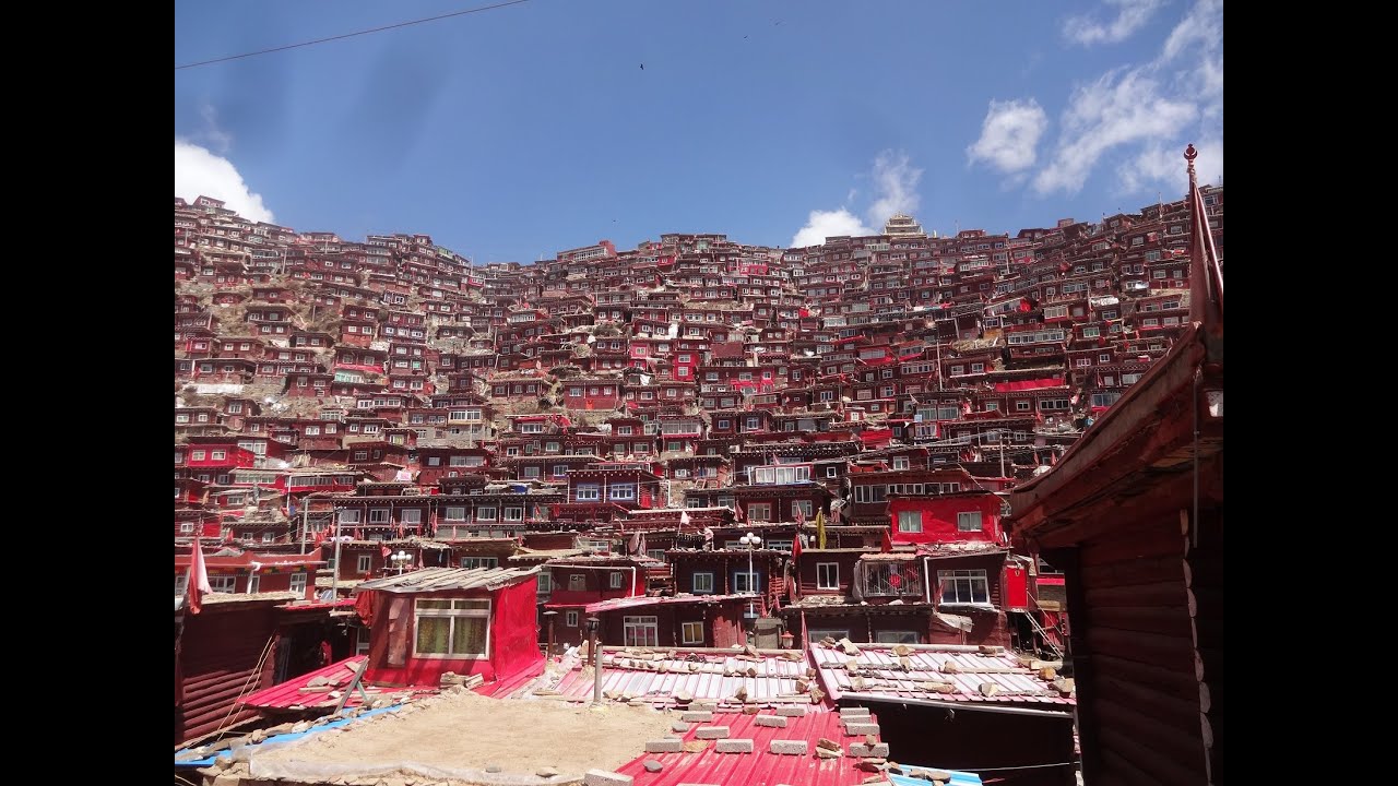 Eastern Tibet: Larung Gar Gompa  東チベット: ラルンガル・ゴンバ（喇荣五明佛学院）