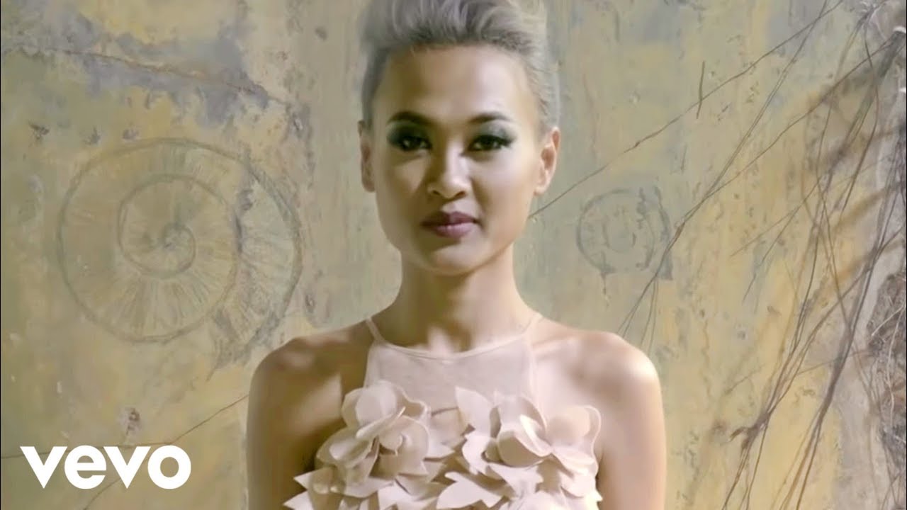 Nikki Nikki - នីគីនីគី - Mine