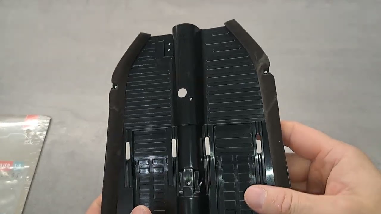 VOLKSWAGEN Buba 38,39 i 40.dio. HACHETTE 1:8 maketa bube 