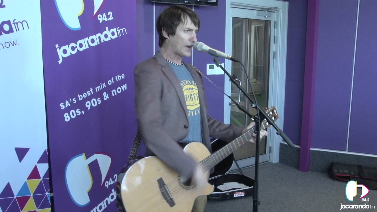Boo! | Ooh Ooh Ah Ah | Performed Live in Studio by Chris Chameleon | Martin Bester Drive