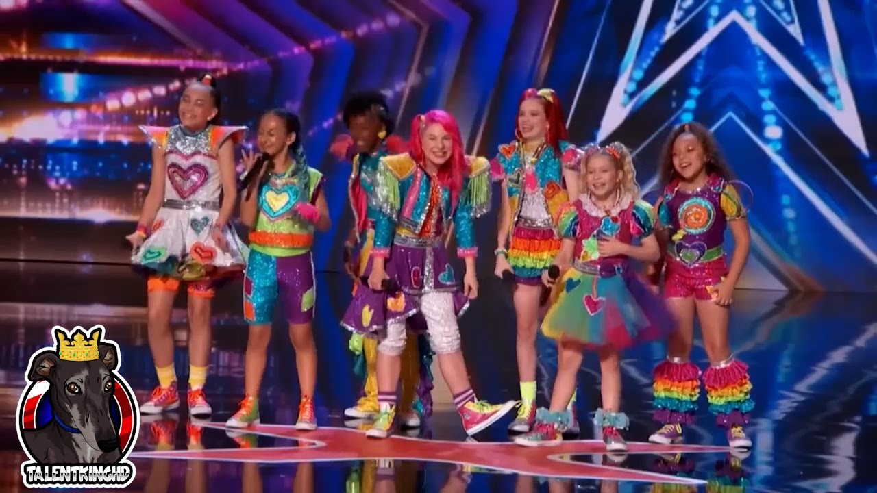 America's Got Talent 2022 XOMG POP Full Performance & Judges Comments Auditions Week 1 S17E01