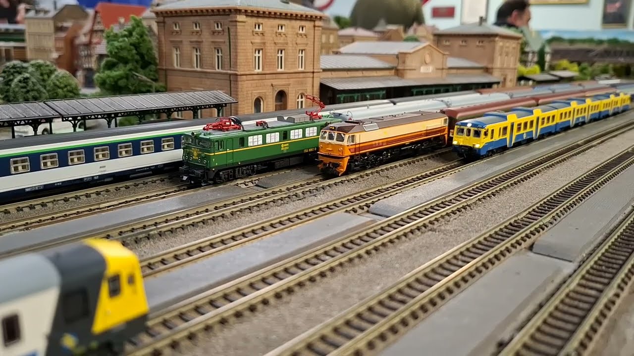 Composiciones Renfe, Media Luna, Iberia, Omnibus, Puerta del Sol.
