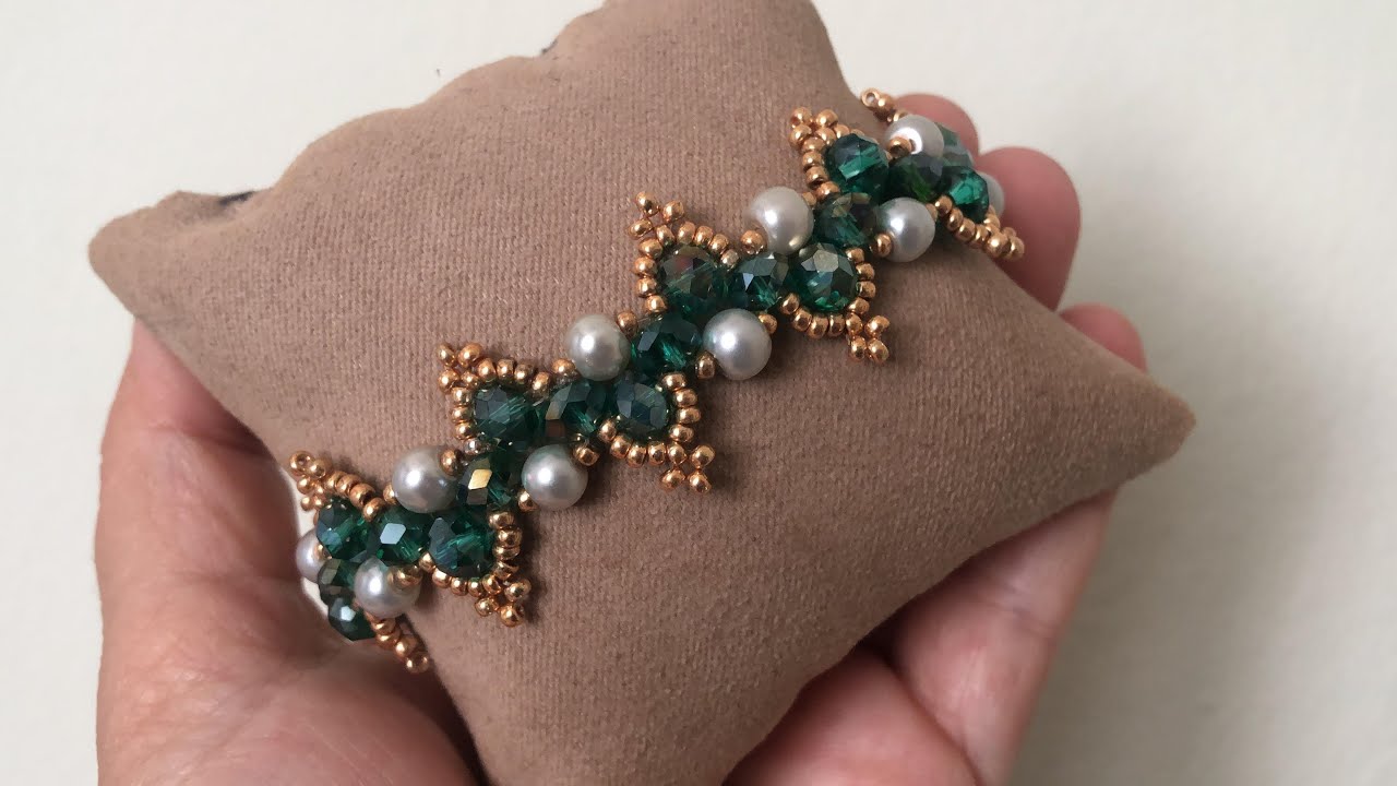 Make Your Own Crystal Beaded Bracelet! Easy and Stylish