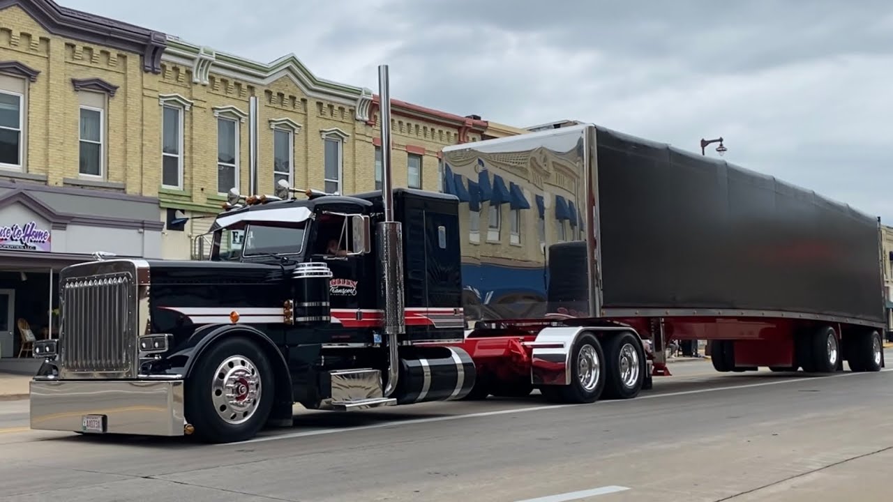 Waupun Truck-N-Show Parade Part 1
