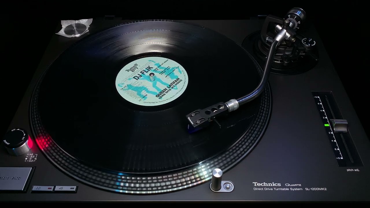 Queen Latifah – Come Into My House (Julian 