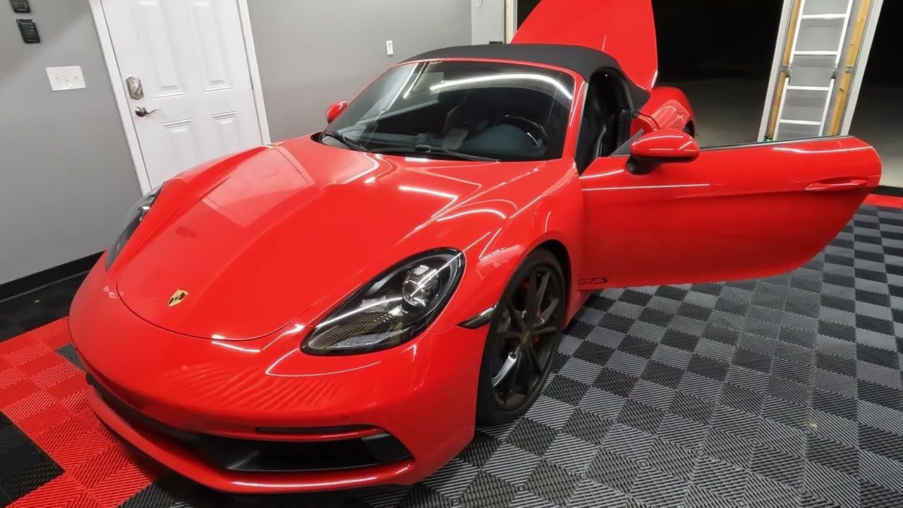 Porsche 718 Boxster GTS Engine Compartment/Air Filter Access