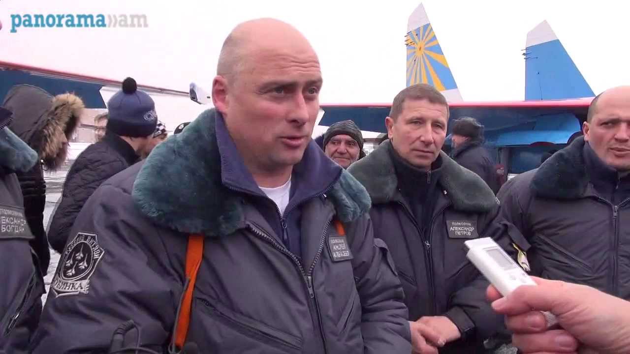 Авиагруппа «Русские витязи» приземлилась в Ереване