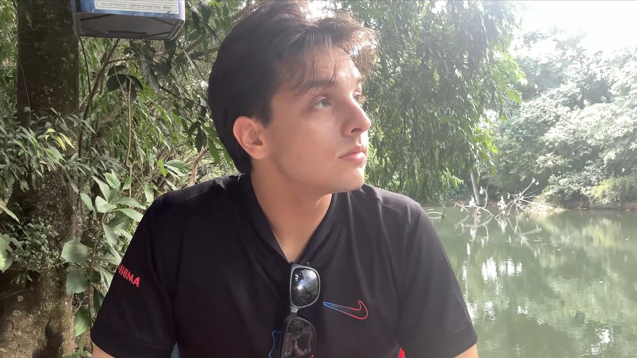 fali um canal de 23 mil inscritos no youtube