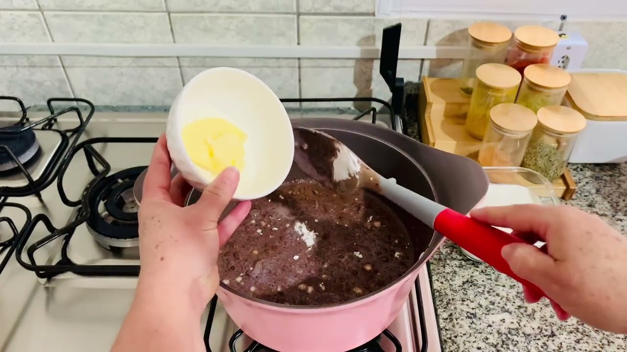 Recheio de Chocolate Cremoso para Bolo 