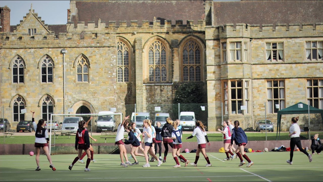 Life at the Abbey - Battle Abbey School