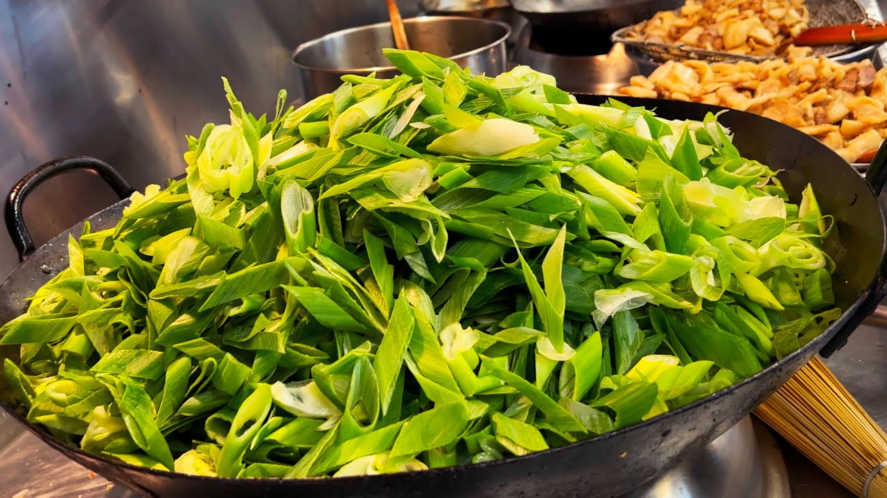 ねぎ回鍋肉とは。What is twice cooked pork and green onion？