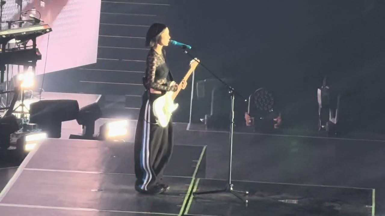 2025-26 aespa LIVE TOUR SYNK: aeXIS LINE IN HONG KONG Day 2 'BLUE (WINTER Solo)'