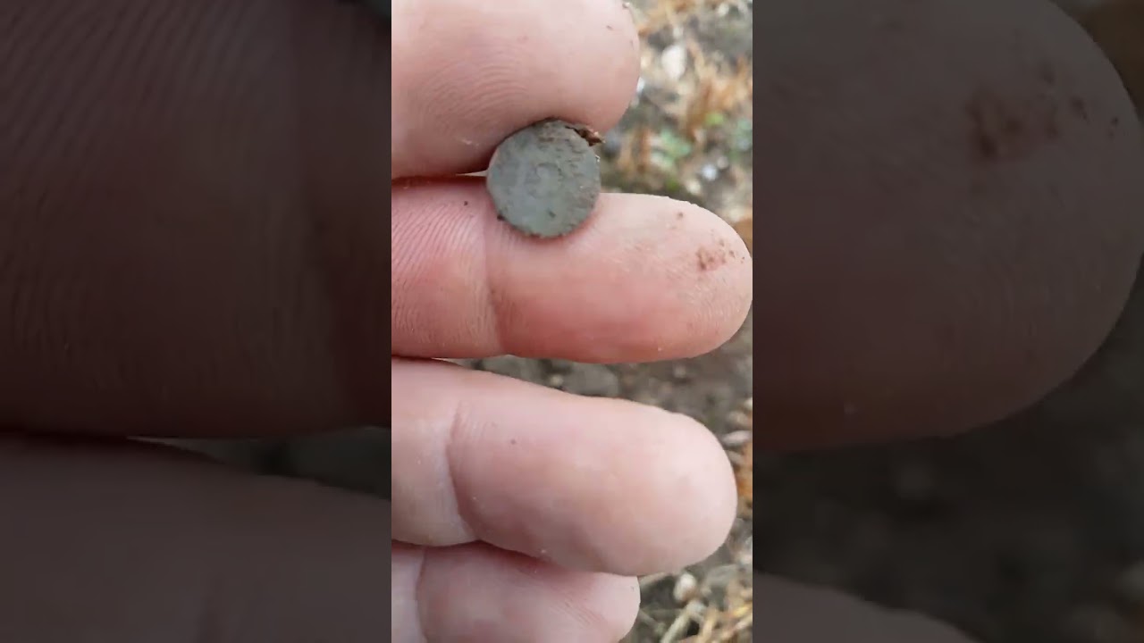 Bucket lister found on the Surrey Metal Detecting Club Dig on home ground 😎💥🤟