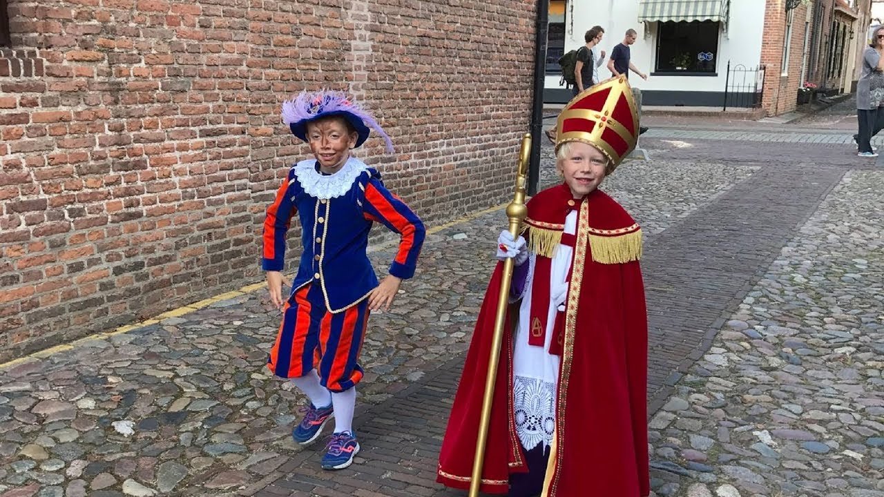 Vijfde Sintposium in Elburg - LOE TV Elburg