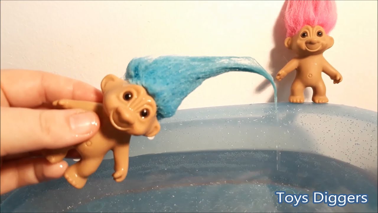 Five little Trolls Jumping on the Pool - Five little Monkeys Jumping on the Bed Nursery Rhymes Song