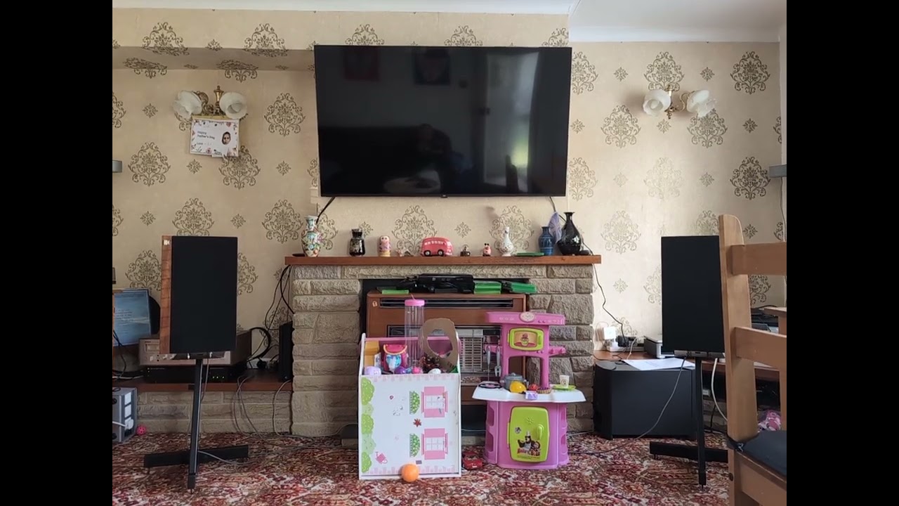 Yamaha CR-600 with KEF Corelli