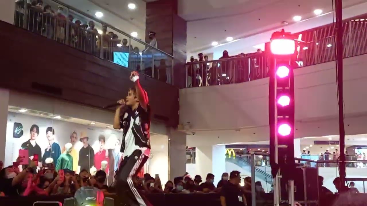 Akala - Josue x Pablo (Josue Layag in Glorietta)