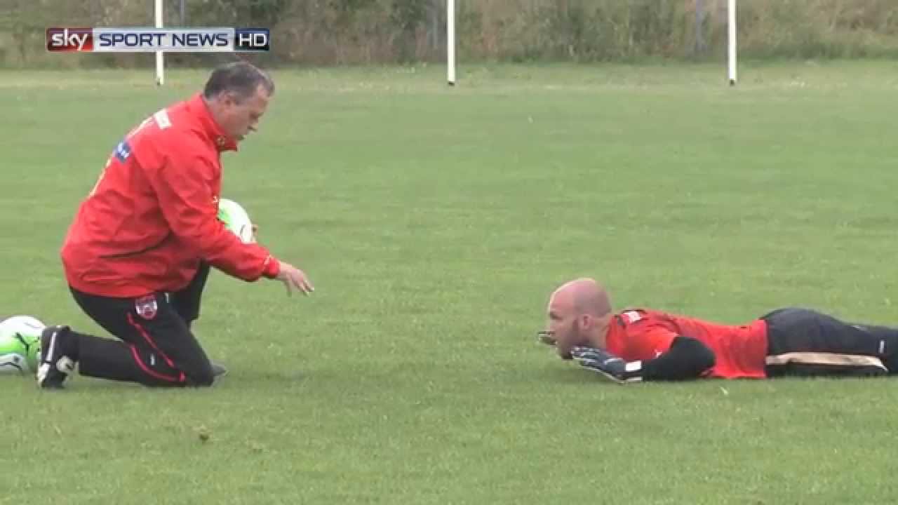 Franz Wohlfahrt trainiert mit Robert Almer #SSNHD #OEFB