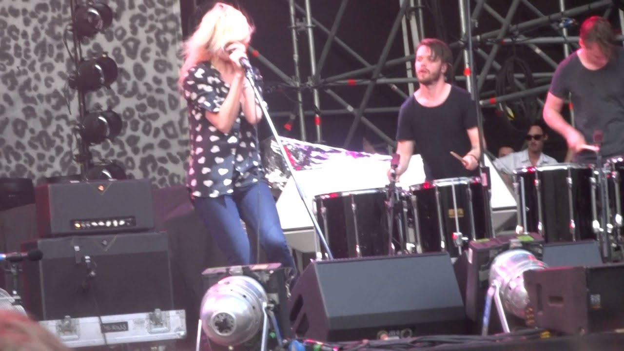 The Kills - Heart Is a Beating Drum (Pistoia Blues, July 17, 2014)
