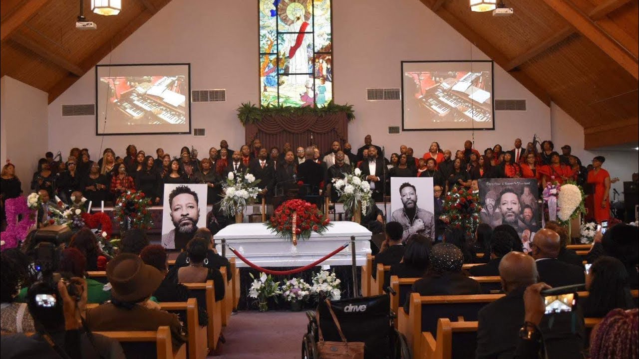 Michael Taylor Funeral 🎹                                    Dr. Ricky Dillard & New G - The Promise