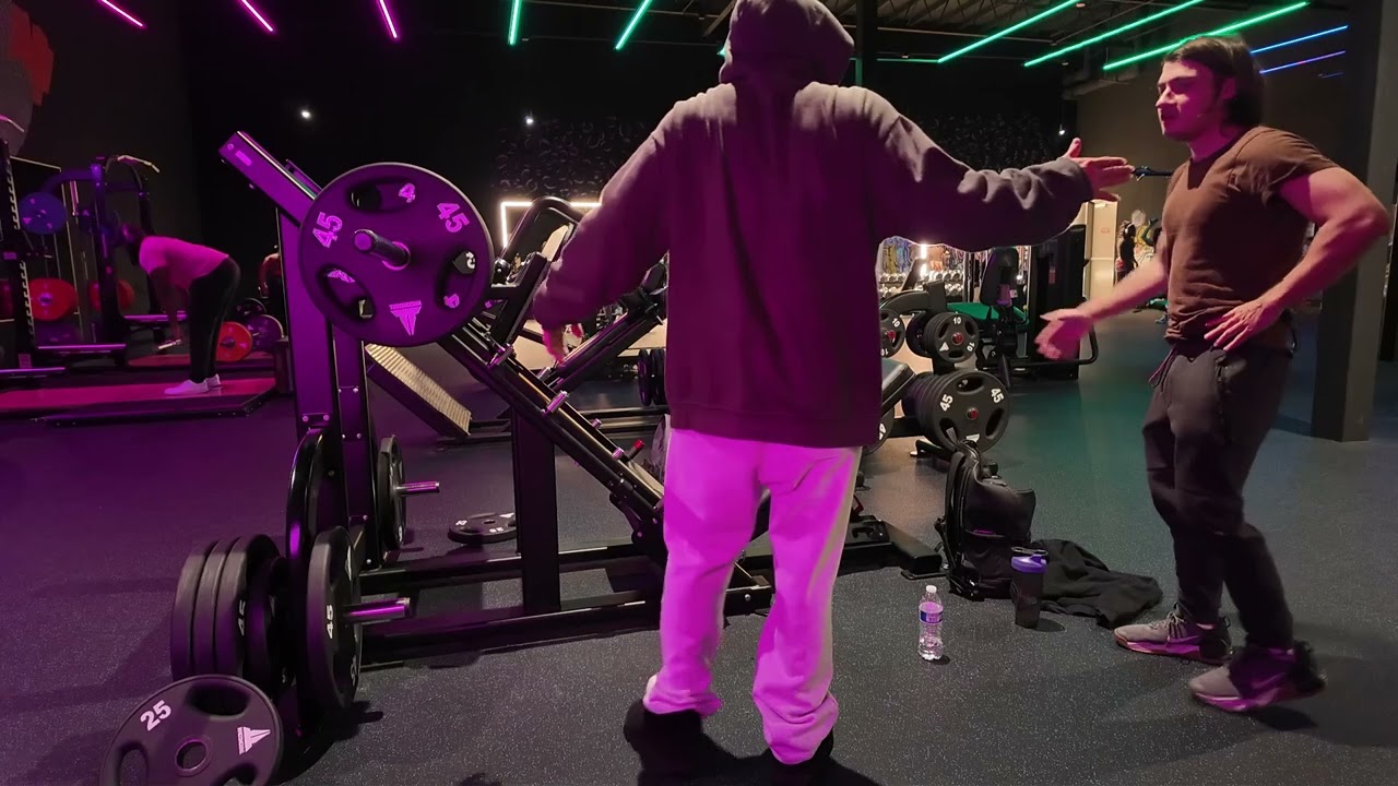 Jesus first leg day! *Meet wolf*
