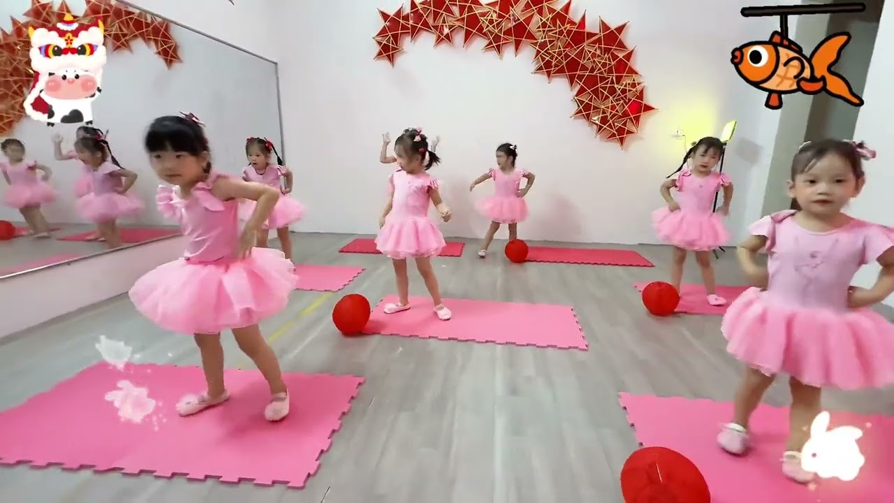 Nhìn thấy các tỉnh khác có sân khấu cho các con diễn mà mong đợi và ước ao 🥹 MÚA KIDS TRUNG THU 🏮 