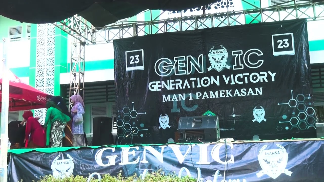 PENTAS SENI KELAS XII MIPA 2 MAN 1 PAMEKASAN