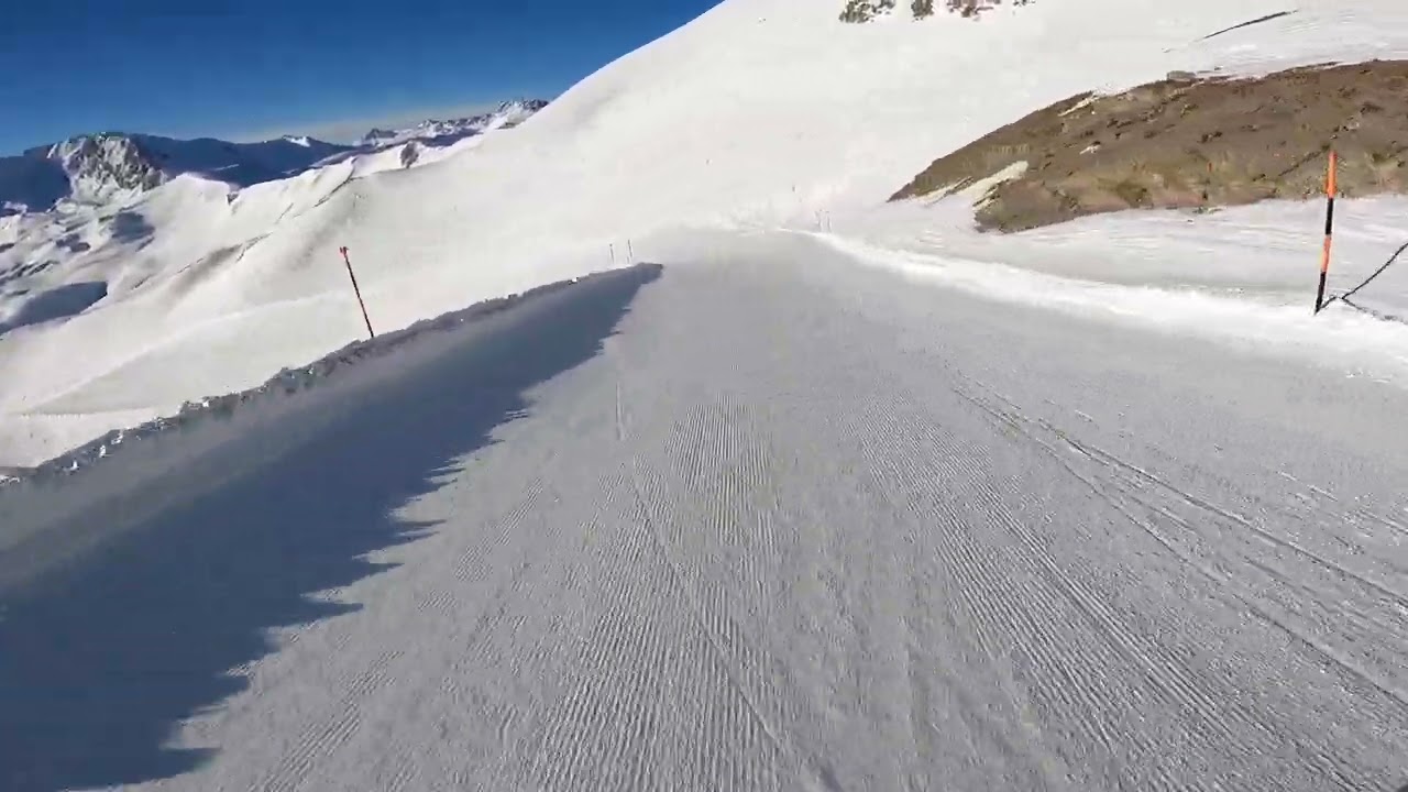 Skiing empty slopes (Ischgl 2025)