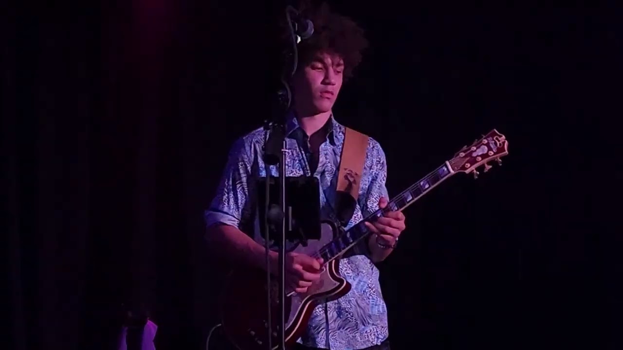 Brandon TAZ Niederauer 10-20-23 2nd set (3)