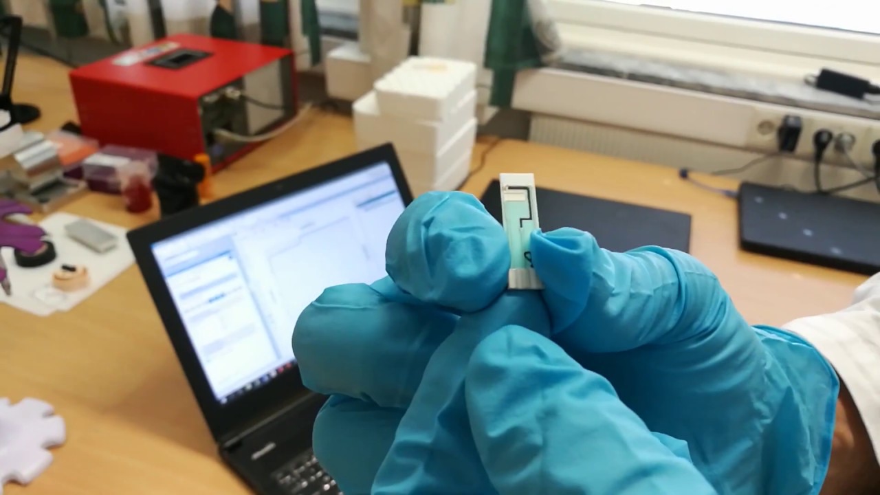 Demonstration on how to use a screen printed oxygen sensors from Zimmer and Peacock