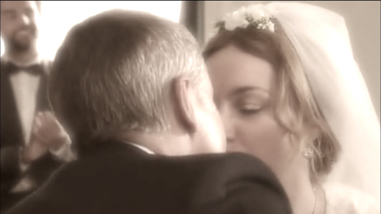 Alice Nevers - "Sealed with a kiss" - J.Donovan - Clip SAISON 14