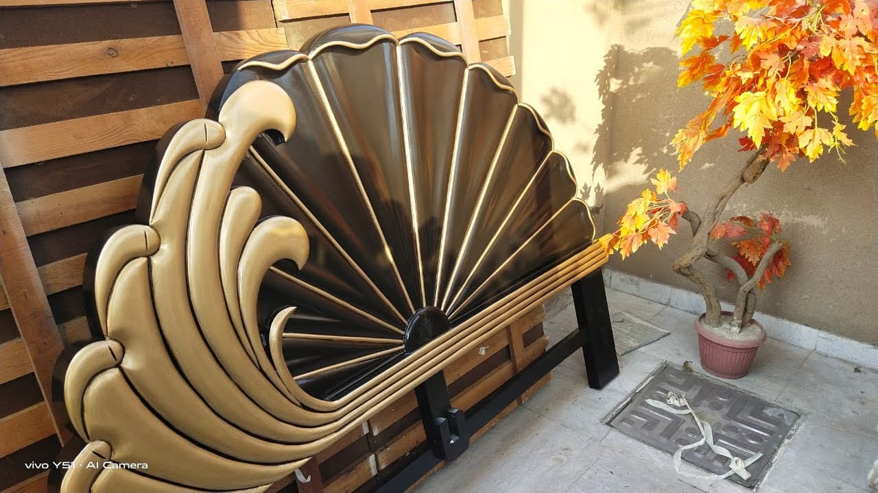 Purane bed ko deco paint karne ka tarika / old bed deco paint // golden paint