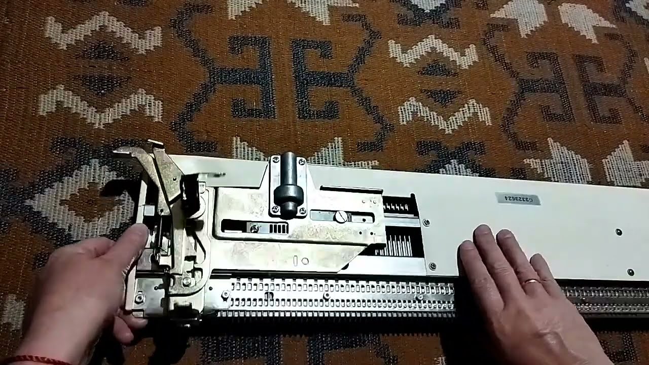 Установка вязальной машины BROTHER КН 830/KR830.