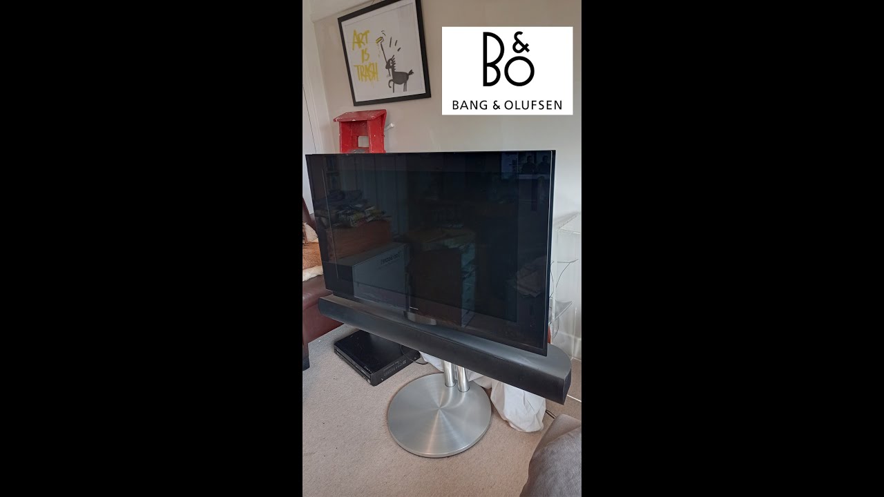 Bang & Olufsen Beovision 7 - 40 in use.
