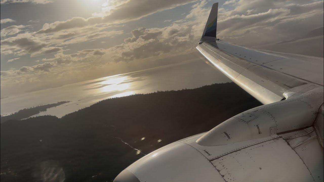 Alaska Boeing 737-700 Approach & Landing Ketchikan Intl. (PAKT)