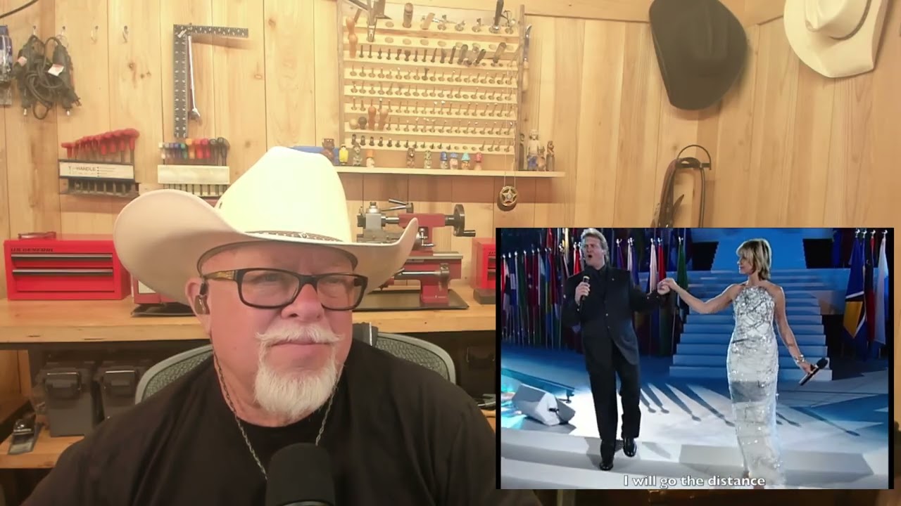 Olivia Newton John and John Farnham   **Dare To Dream**  Sydney 2000 Olympics {{ REACTION }}